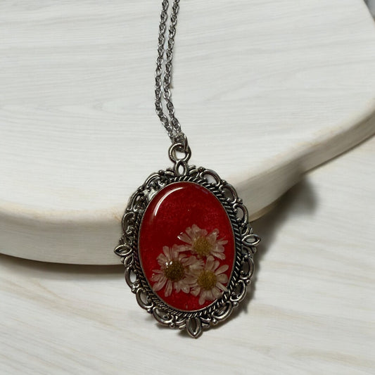 Vintage Floral Pendant Necklace with Daisies on Red - Aura Resin Jewerly